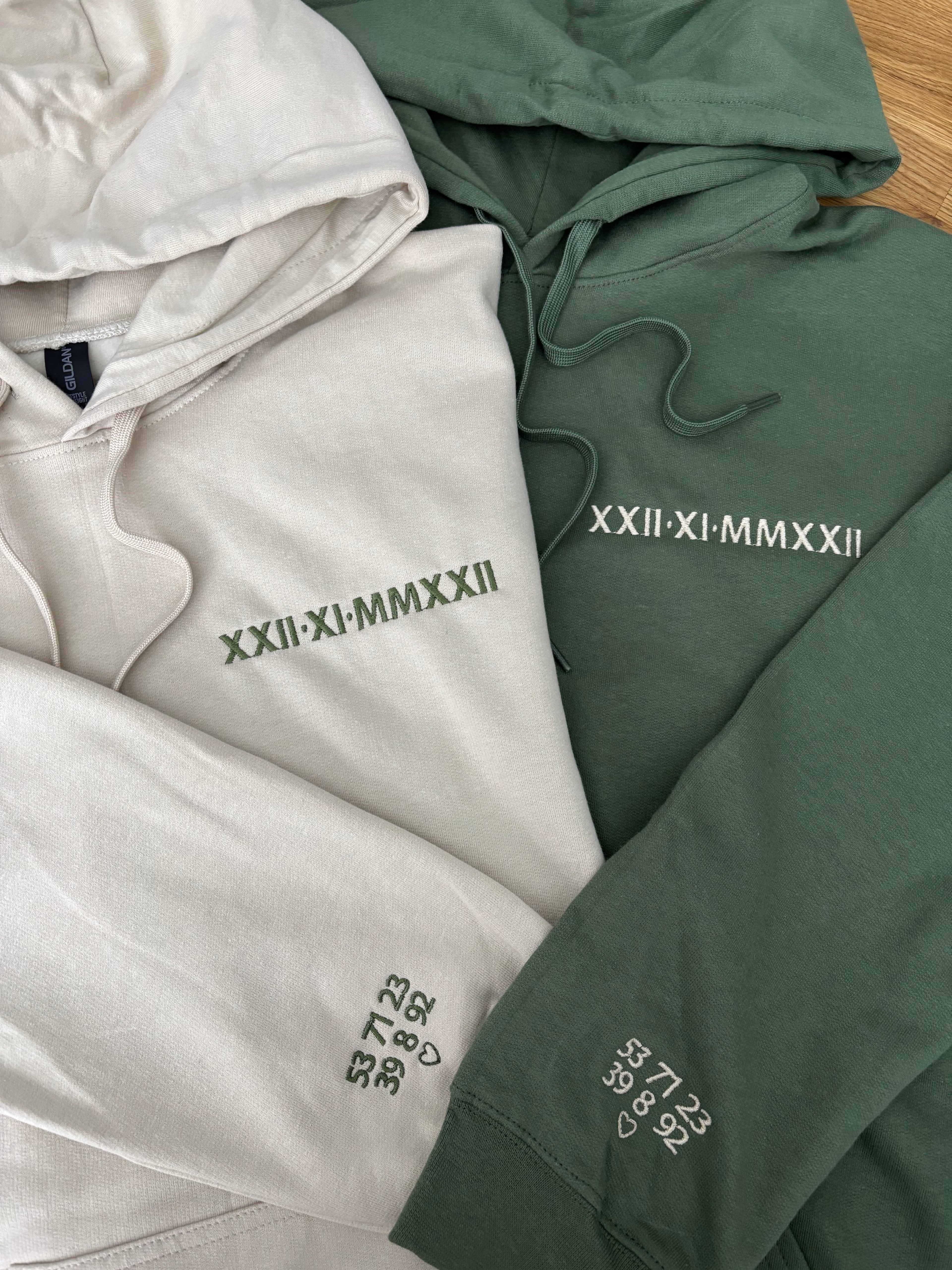 bestickter Partner Pullover